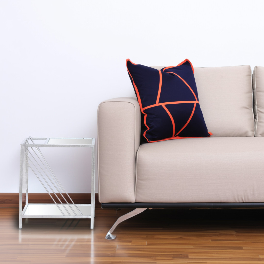 24" Silver Mirrored Glass And Iron End Table With Shelf - Image 5