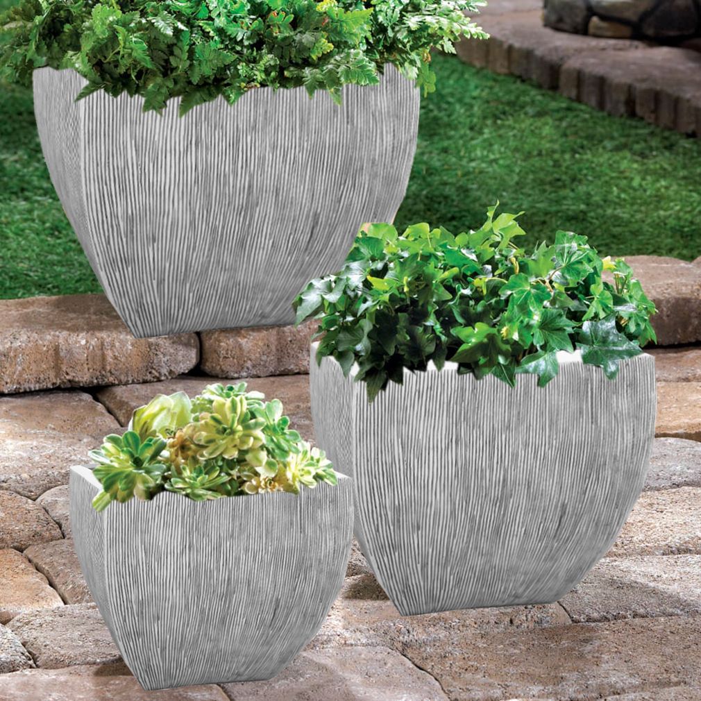 Large Distressed And Ribbed Flower Pot Planter - Image 6