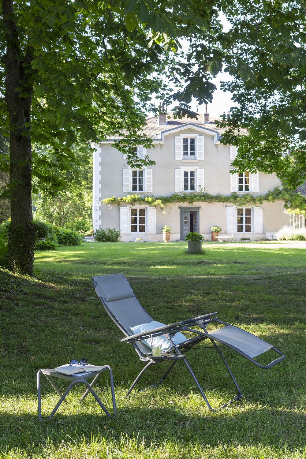 28" Beige and Gray Metal Zero Gravity Chair - Image 6