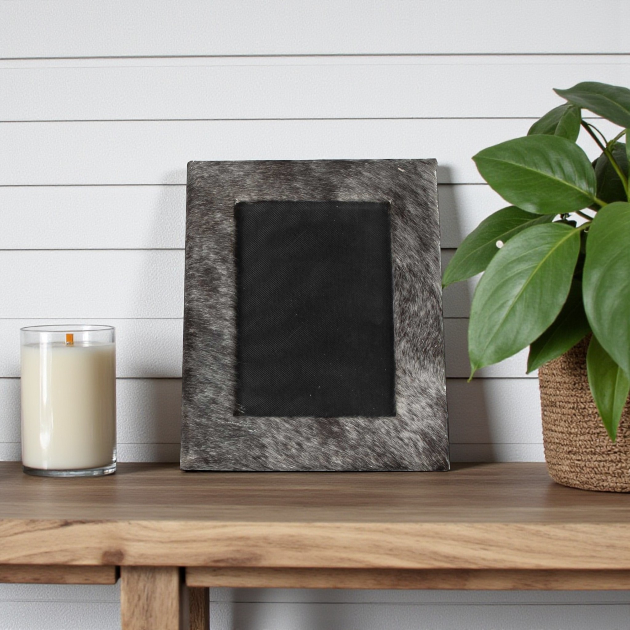 4" x 6" Gray Cowhide Tabletop Picture Frame with Mat