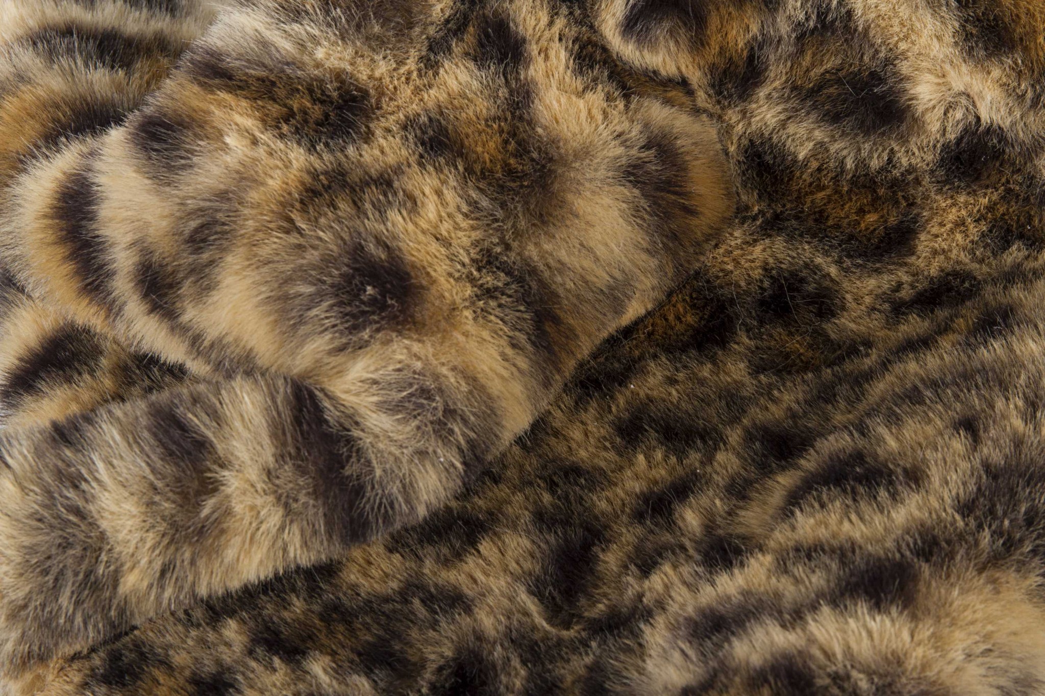 50" X 70" Brown and Black Faux Fur Leopard Plush Throw Blanket - Image 9