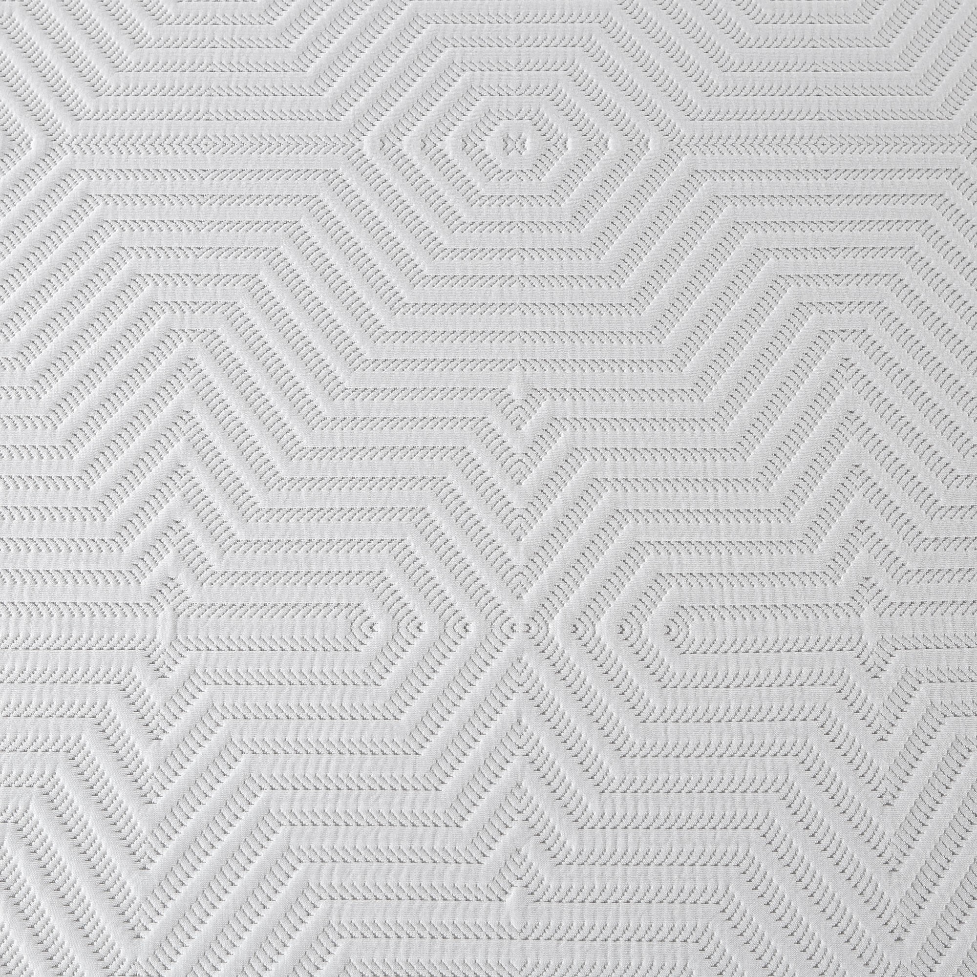 11" Hybrid Pocket Coil Gel Memory Foam Mattress - Image 9