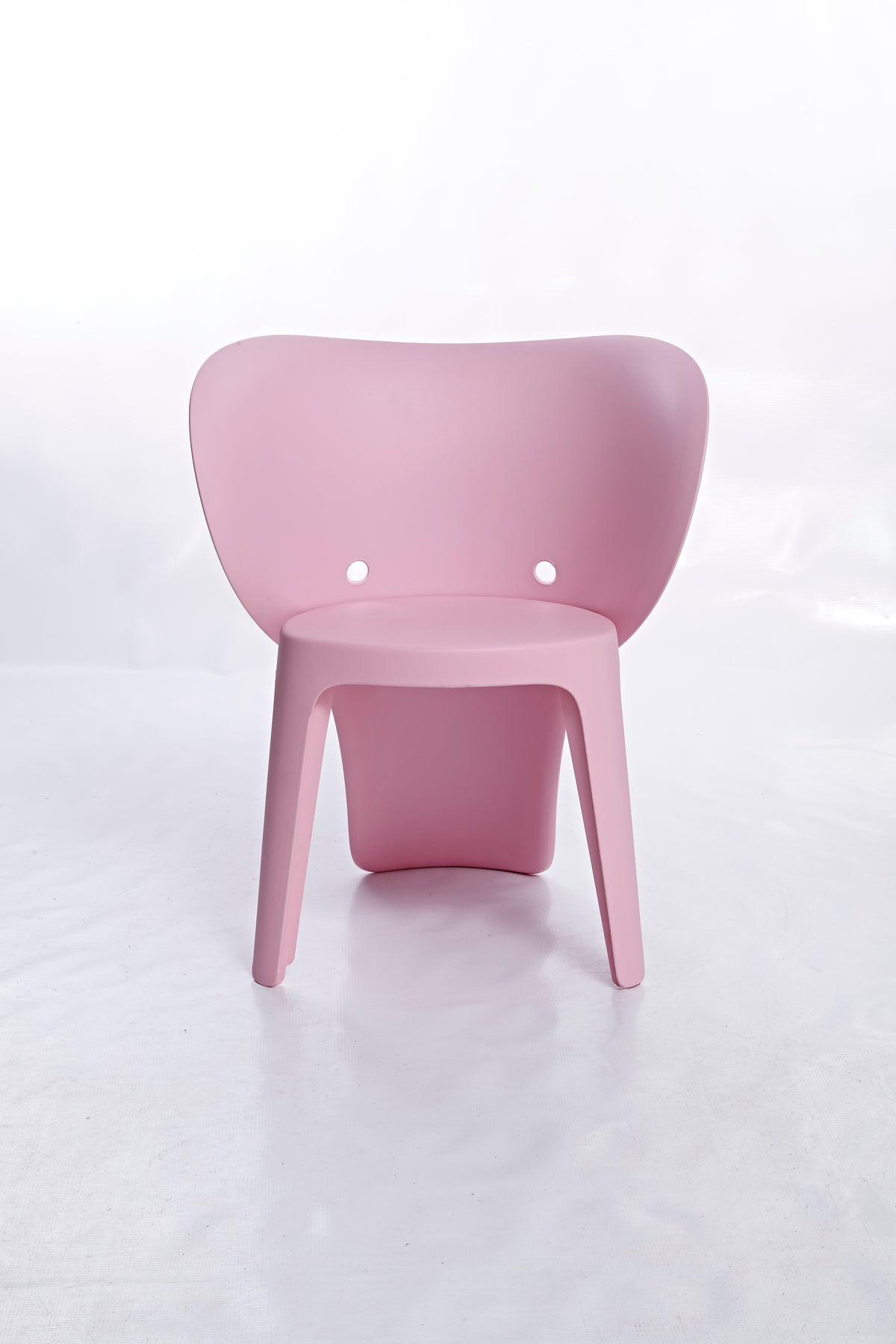 Set Of Four Pink Heavy Duty Plastic Juvenile Chairs - Image 6